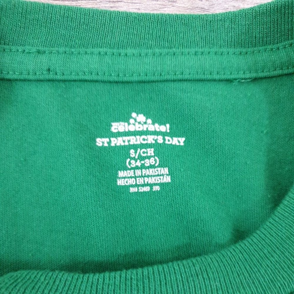 Celebrate St Patricks Mens Child 34/36 Short Sleeve TShirt Leprechaun Green Pub - Picture 4 of 7